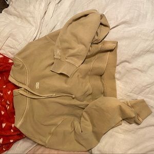 Kith cropped hoodie(neutral tan)